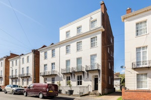 Regency Residence image 6