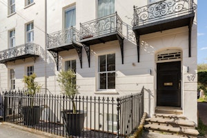 Regency Residence image 3