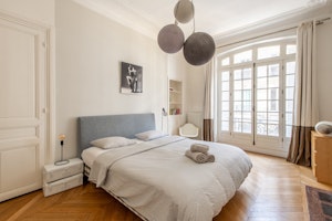 The Parisian Parlour image 15