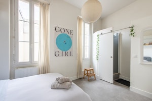 The Parisian Parlour image 11