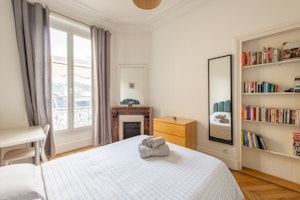 The Parisian Parlour image 2