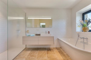 Provençal Radiance image 11