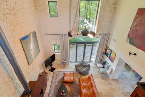 Provençal Radiance image 6
