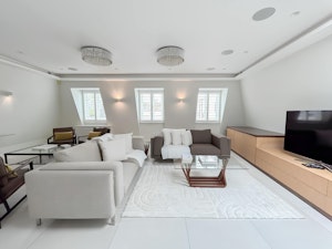 Westbourne Whisper image 1