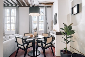 The Parisian's Haven image 6