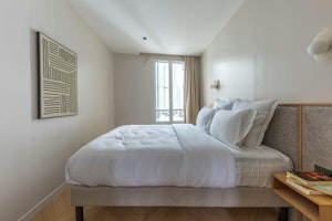 The Parisian Life image 2