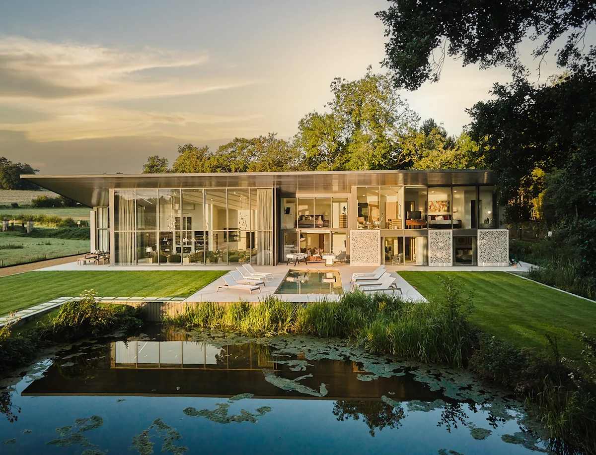 Waterside Acres, South East