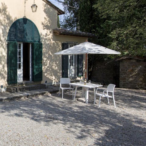 Serve up some local Italian delights at the alfresco dining areas