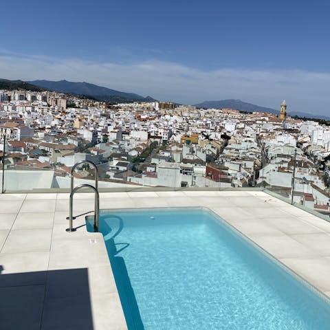 Soak up the postcard-worthy scenery from the shared rooftop pool – the perfect backdrop for an afternoon swim