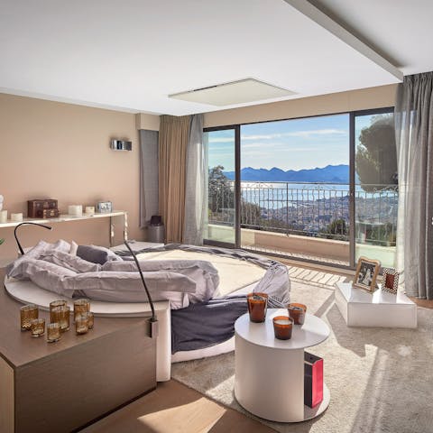 Wake up to mountain views from your window