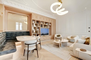 Paris Gold image 12