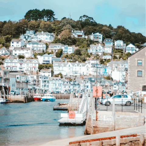 Discover the charming fishing villages that dot the Cornish coast, a short drive away