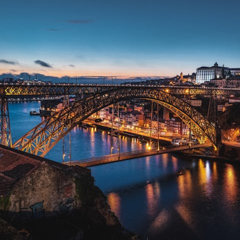 Explore the beautiful city of Porto including the Jardim de Teófilo Braga nearby