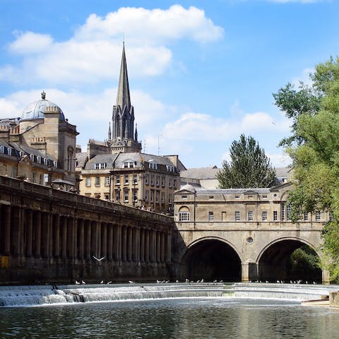 Drive ten minutes to central Bath for historic sights, cosy eateries and plenty of shops