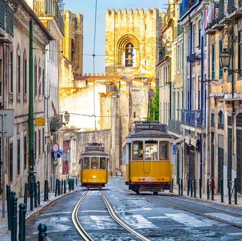 Explore Lisbon from your home in the beautiful Alfama neighbourhood