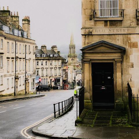 Explore Bath's historic city centre, a ten-minute walk away