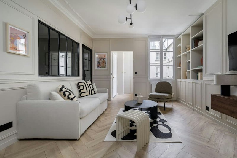 Parisian Afternoon main image