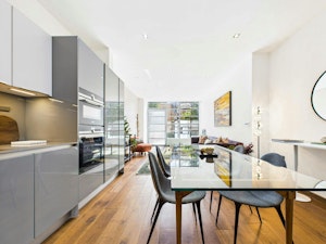 Northside Quarters image 3