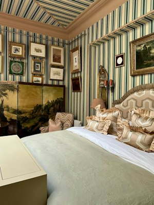 Garden Square in Bloom image 13
