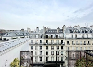 Parisian Shadow image 8