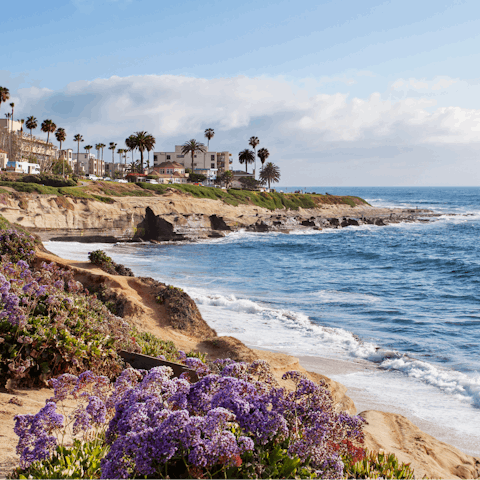 Drive ten minutes to reach the beautiful La Jolla coastline and the picturesque beaches
