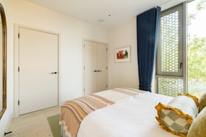 Balham Modern image 8