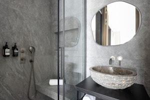 Parisian Marble image 12