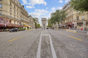 Amber Avenue image 10