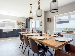Chesil Beach Beauty image 1