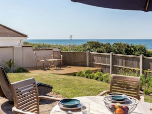 Chesil Beach Beauty image 7