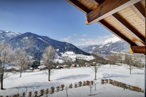 Sunshine & Snow image 2