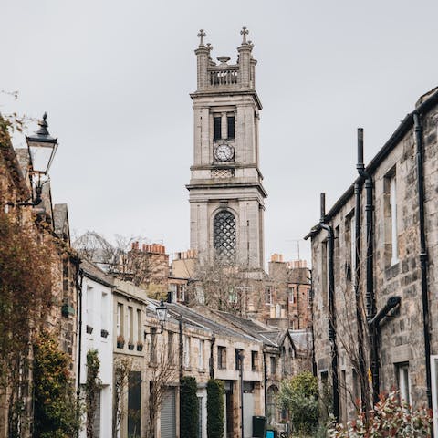 Explore Edinburgh's charming, historic streets from your doorstep