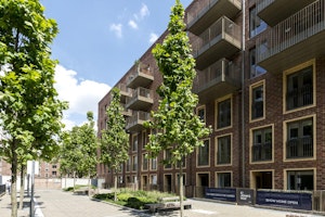 A City Home image 8