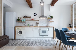 Provençal Promise image 6