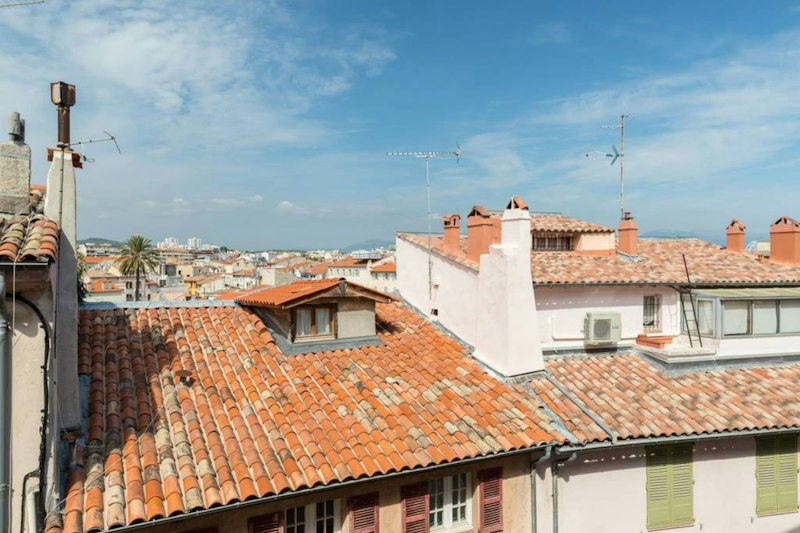 Provençal Promise additional image