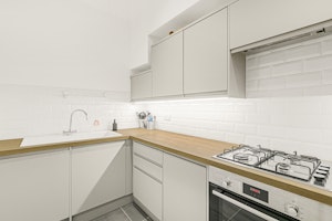 Paddington Pearl image 12