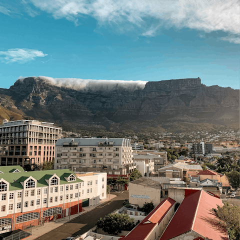 Stretch your legs with an afternoon stroll around Cape Town City Centre