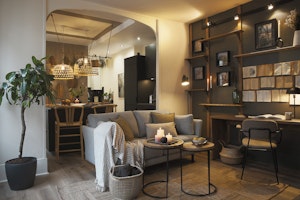 The Parisienne image 1
