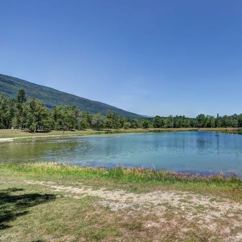 Cool off with a refreshing dip in the nearby lake on hot days