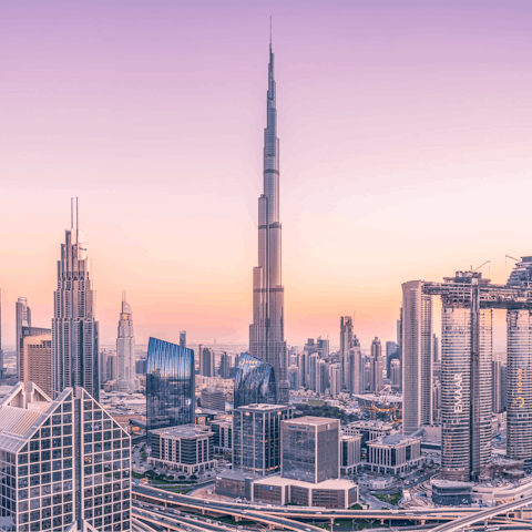 Enjoy your stay in the vibrant heart of Downtown Dubai 
