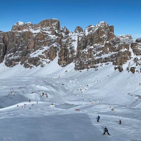 Enjoy fantastic snow conditions in this exclusive Italian resort