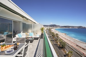 Waterfront Penthouse image 6