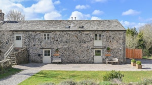 Skylark Cottage image 1