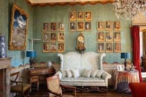 The Old Manor image 11