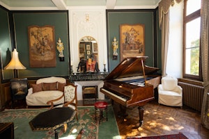 The Old Manor image 10