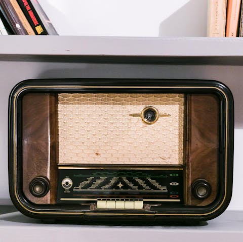 Hark back to the good old days with a vintage radio and books galore
