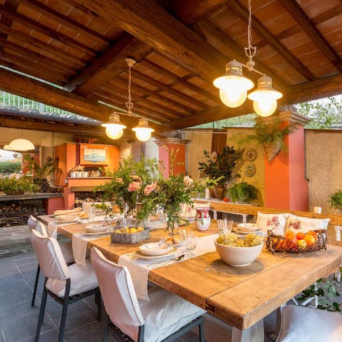 Savour al fresco dining with the whole family