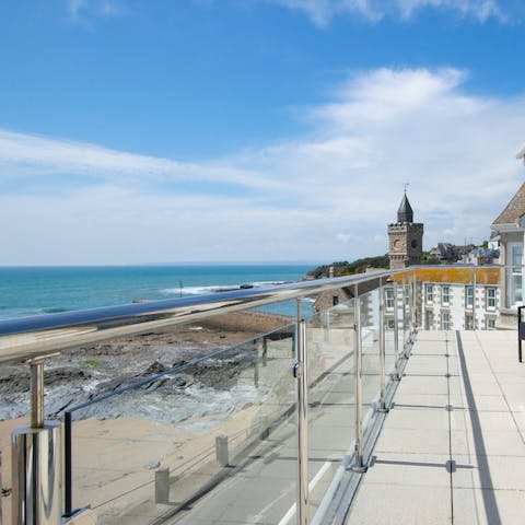 The ultimate location – right on Porthleven Beach