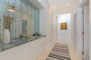 Up Above Belgravia image 8