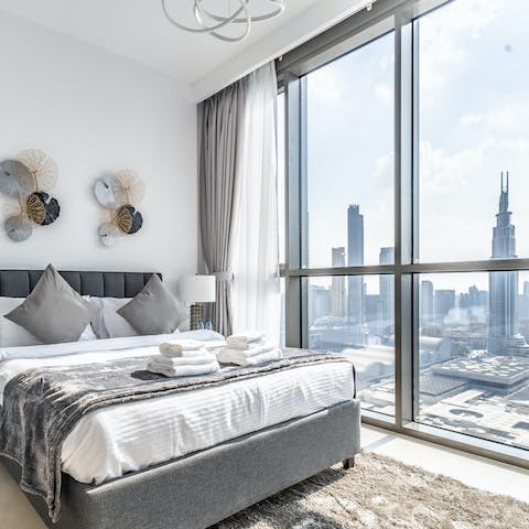 Wake up well-rested in one of the plush bedrooms and say hello to the stunning city outside 
